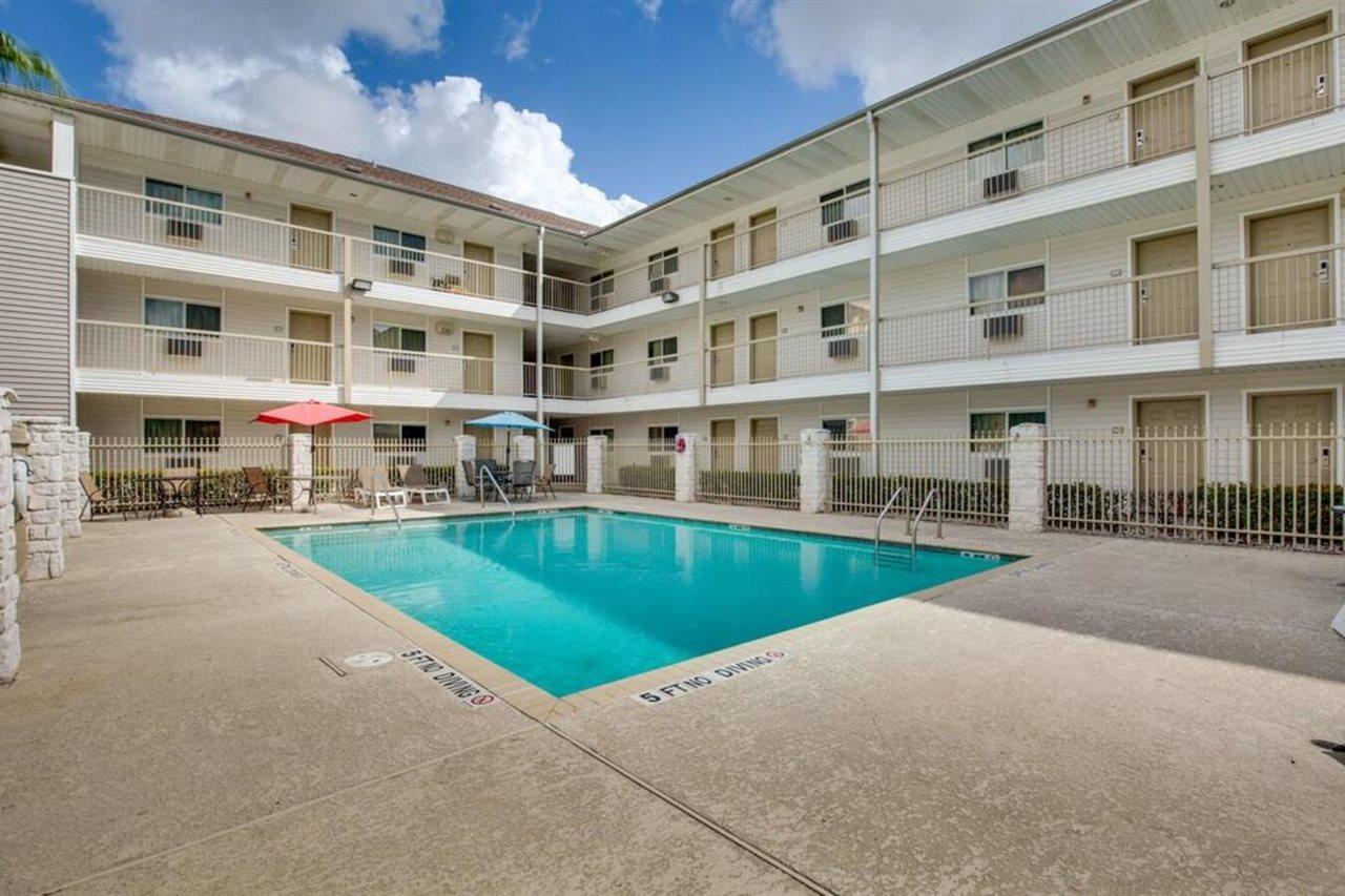 Studio 6-Houston, Tx - Clear Lake Friendswood Екстер'єр фото