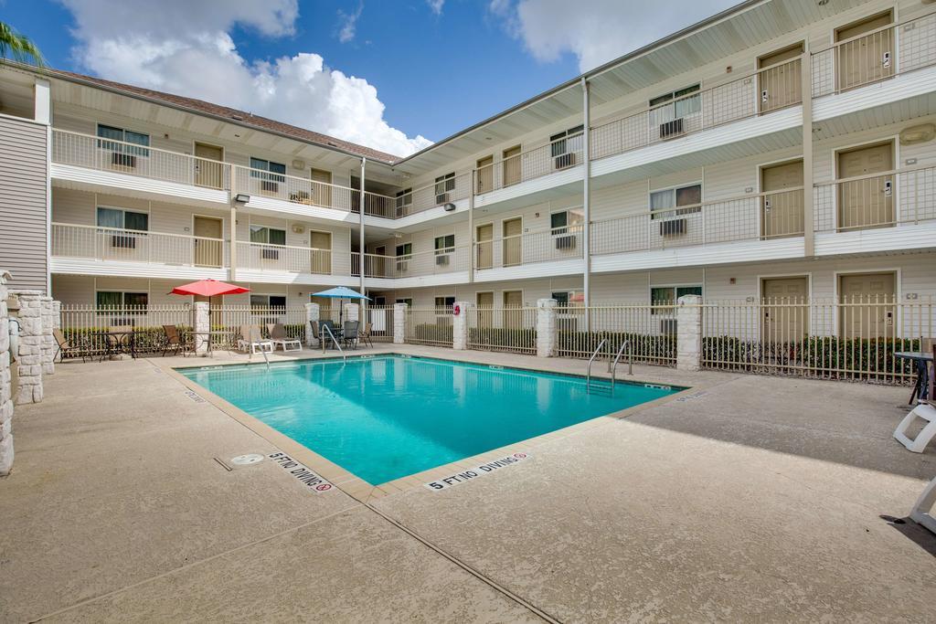 Studio 6-Houston, Tx - Clear Lake Friendswood Екстер'єр фото