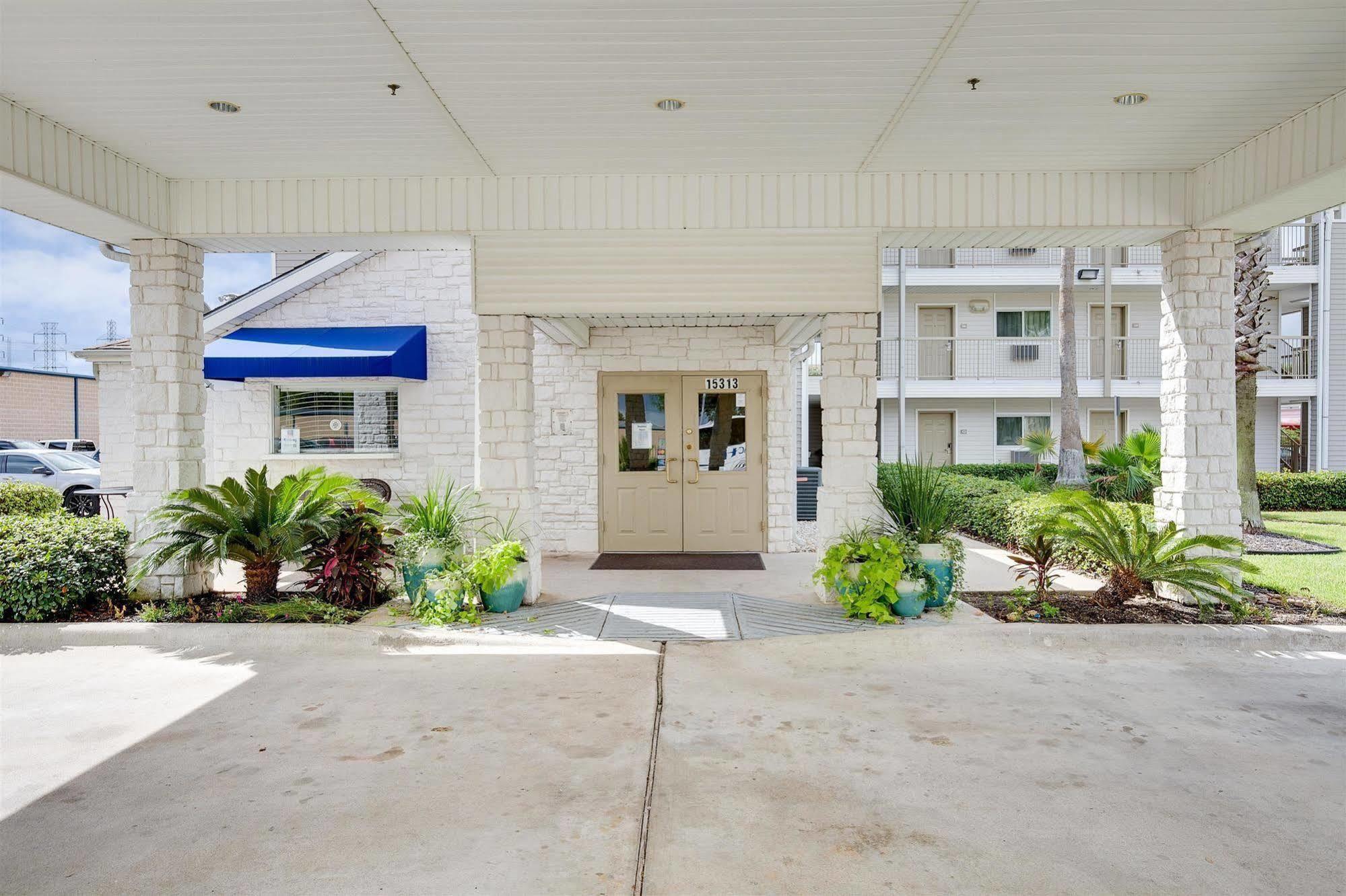 Studio 6-Houston, Tx - Clear Lake Friendswood Екстер'єр фото
