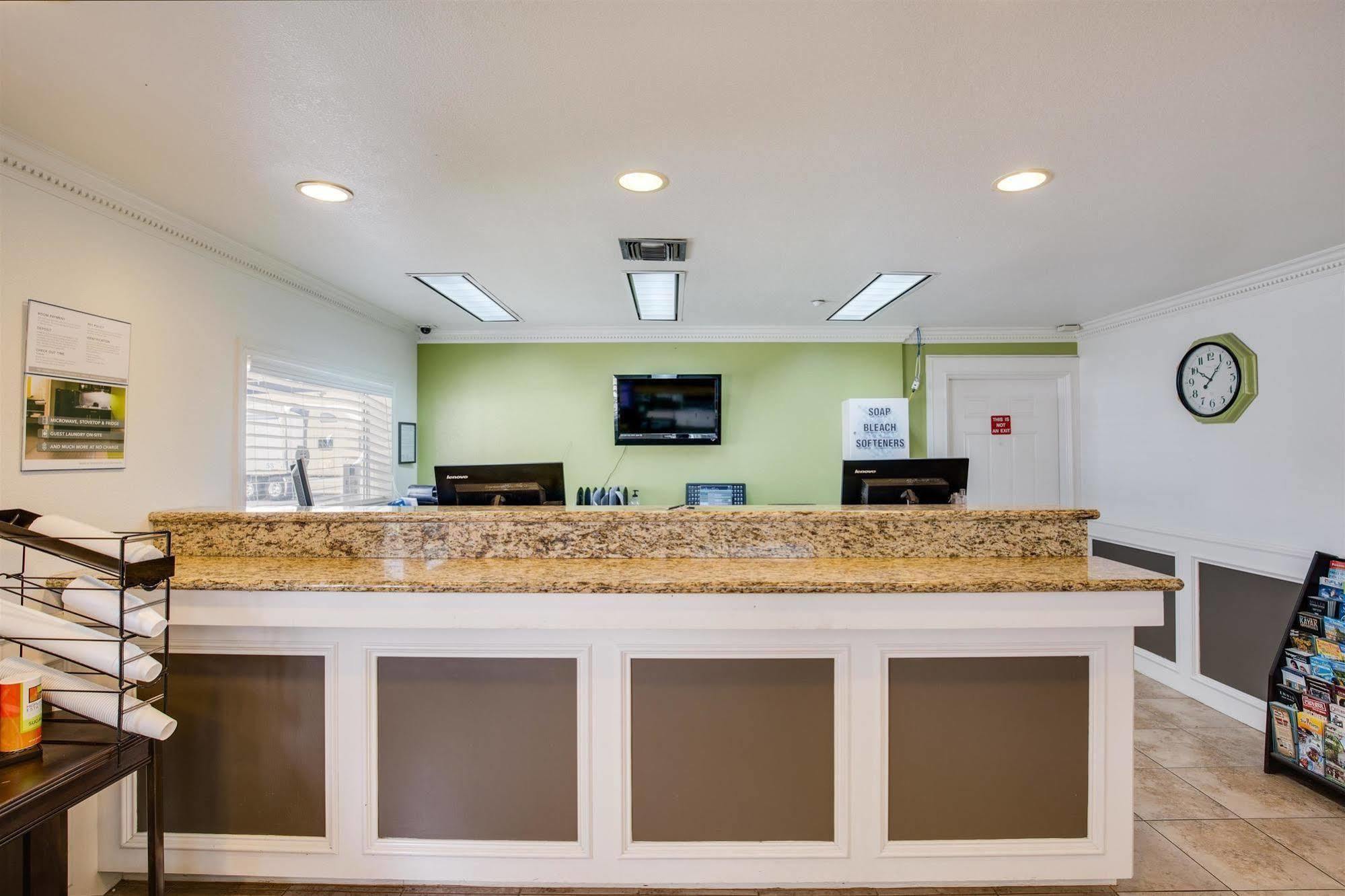 Studio 6-Houston, Tx - Clear Lake Friendswood Екстер'єр фото