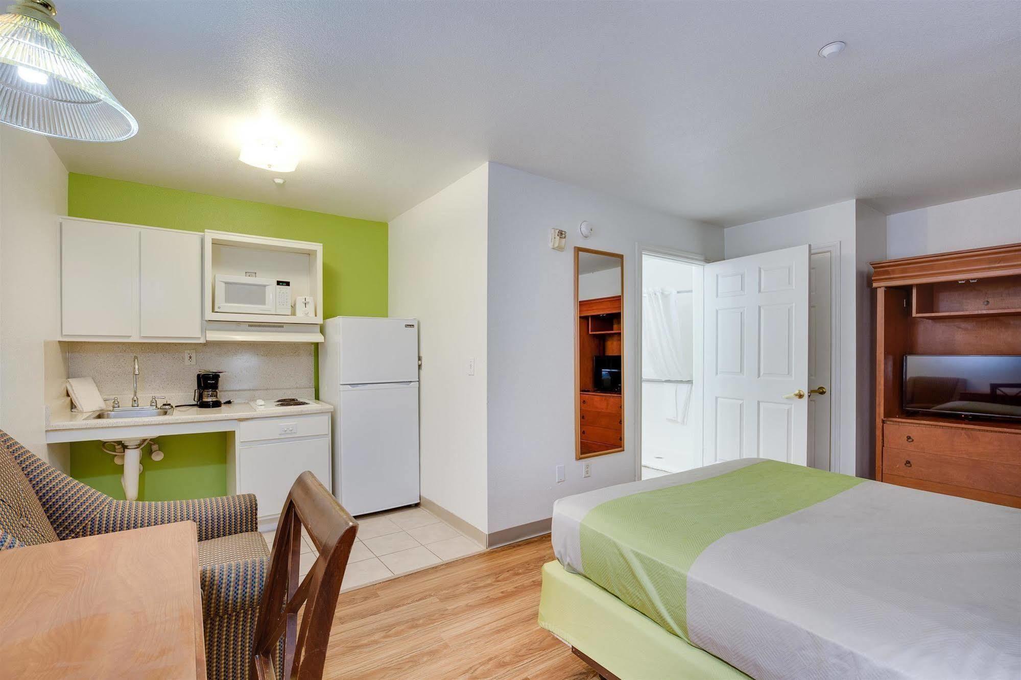 Studio 6-Houston, Tx - Clear Lake Friendswood Екстер'єр фото