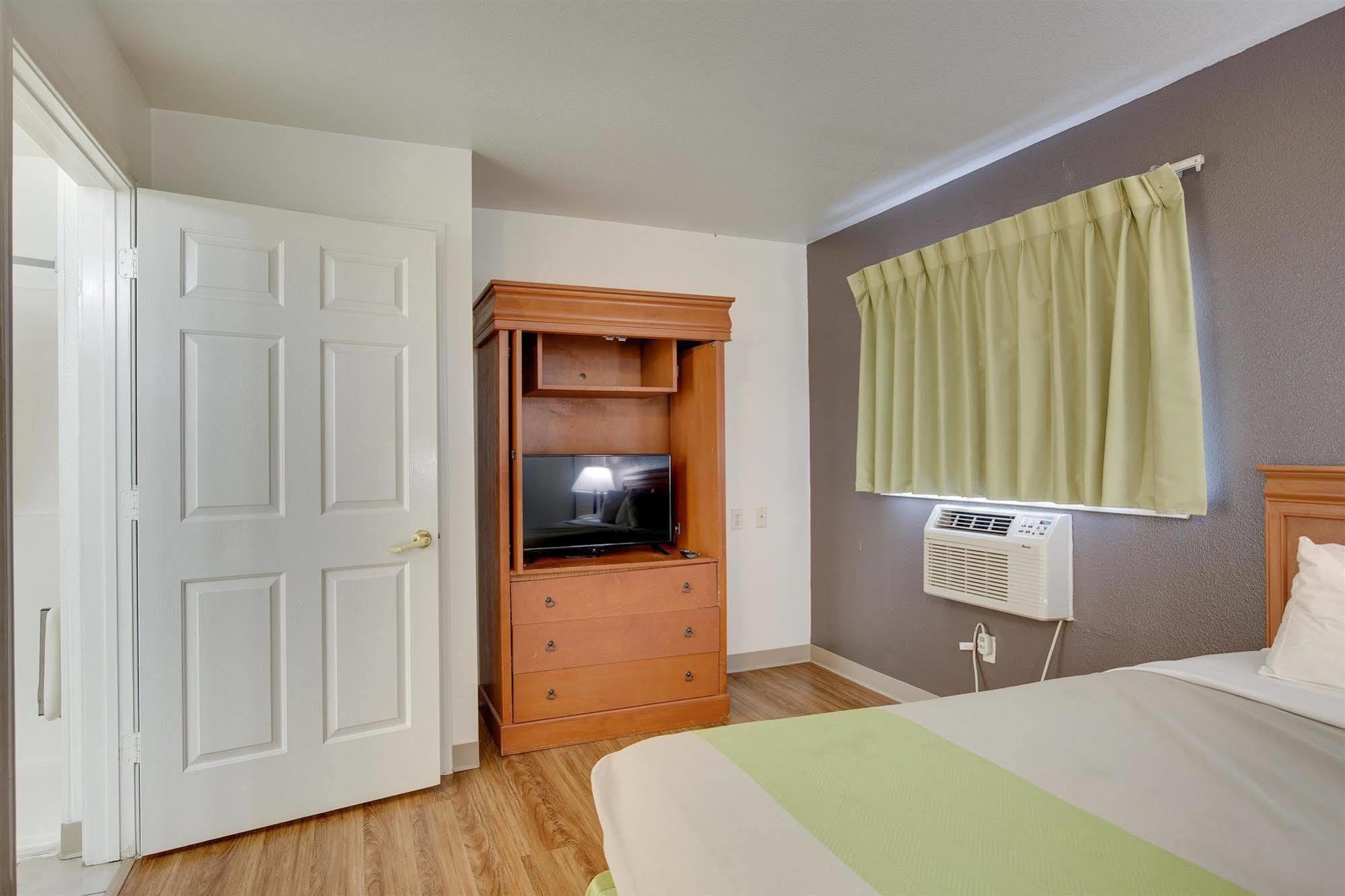 Studio 6-Houston, Tx - Clear Lake Friendswood Екстер'єр фото